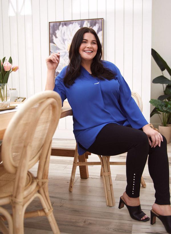 Laura 3/4 Sleeve V-Neck Blouse