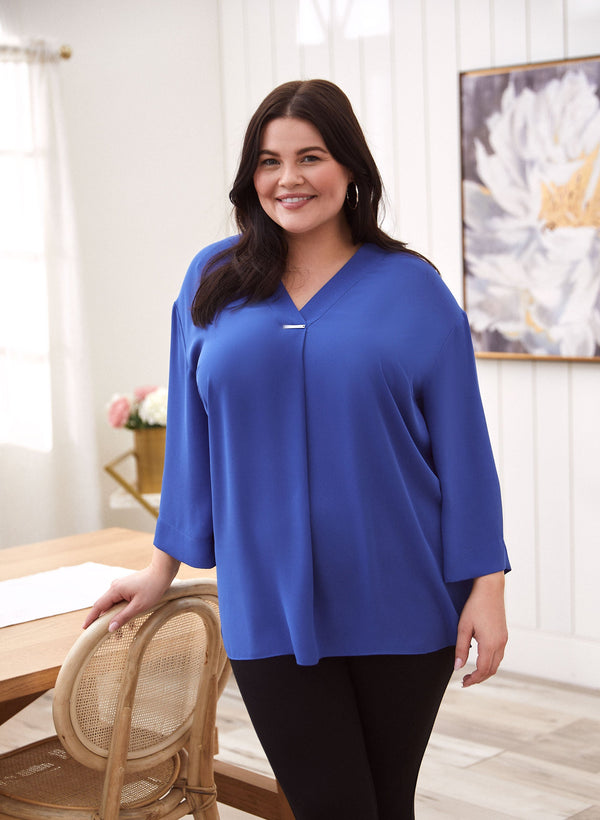 laura 3/4 Sleeve V-Neck Blouse