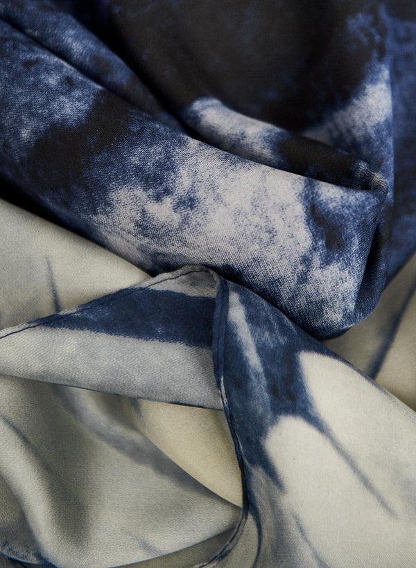 Laura Abstract Wave Print Scarf