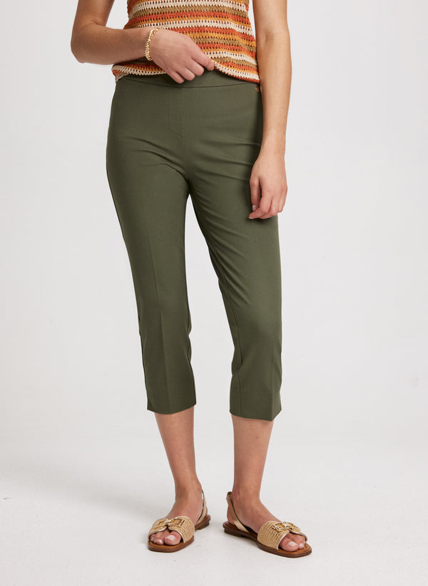 laura Lateral Slit Pull-On Capris