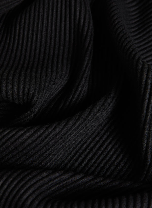 Laura Pleated Knit Scarf