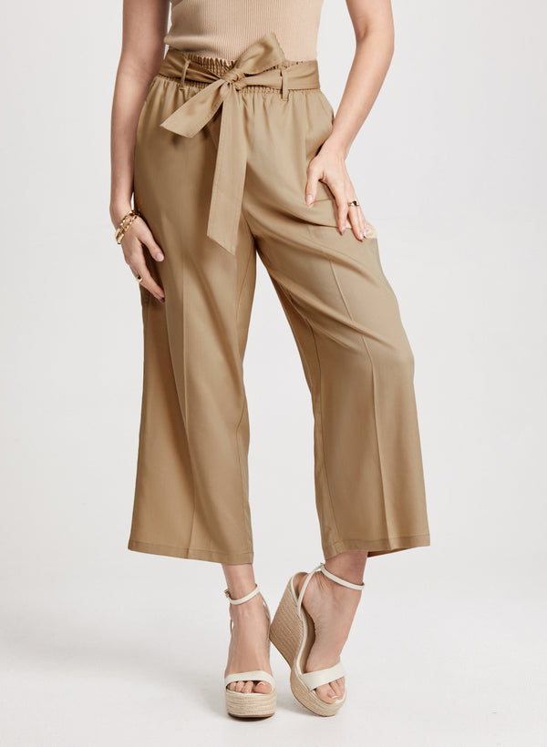 laura Pull-On Tencel Capris