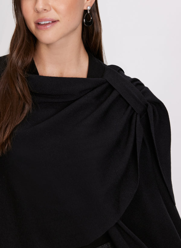 Laura Pull-Through Detail Poncho