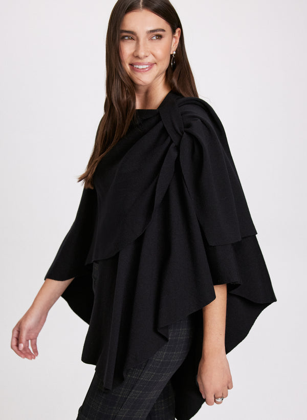 laura Pull-Through Detail Poncho