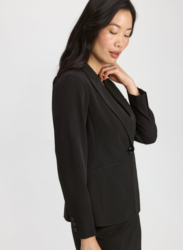 Laura Signature Single-Breasted Blazer