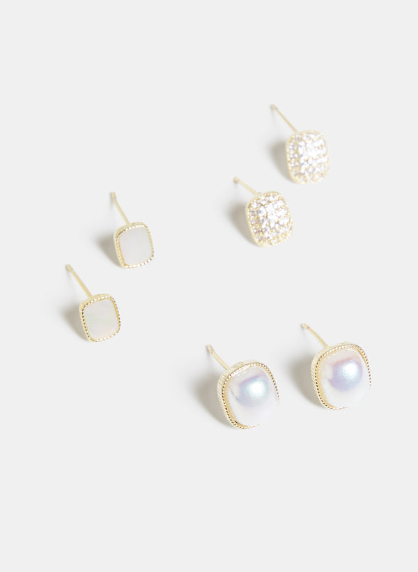 laura Stud Earrings Set