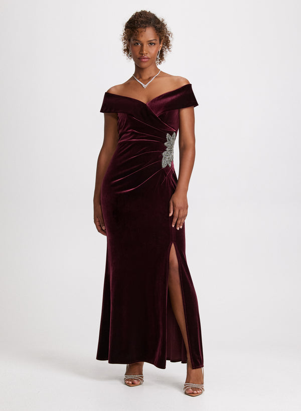 laura Sweetheart Neck Velvet Dress