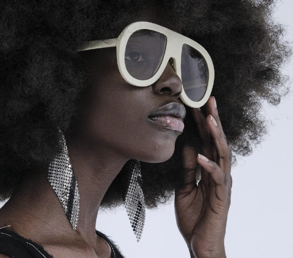 laura b Delfine Earrings Silver-Black