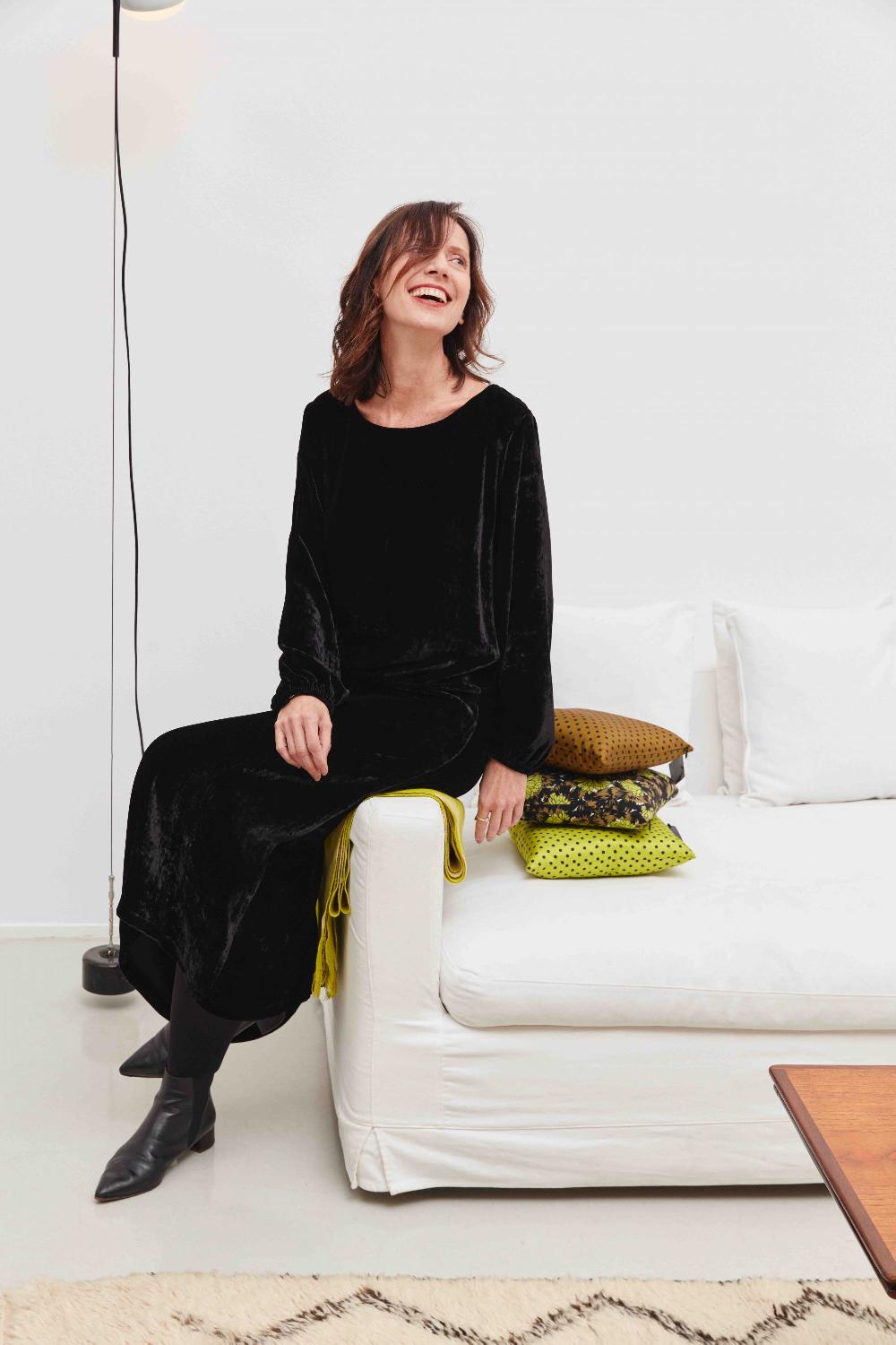 Laura Urbinati BIG SLEEVES LONGUETTE DRESS SILK VELVET