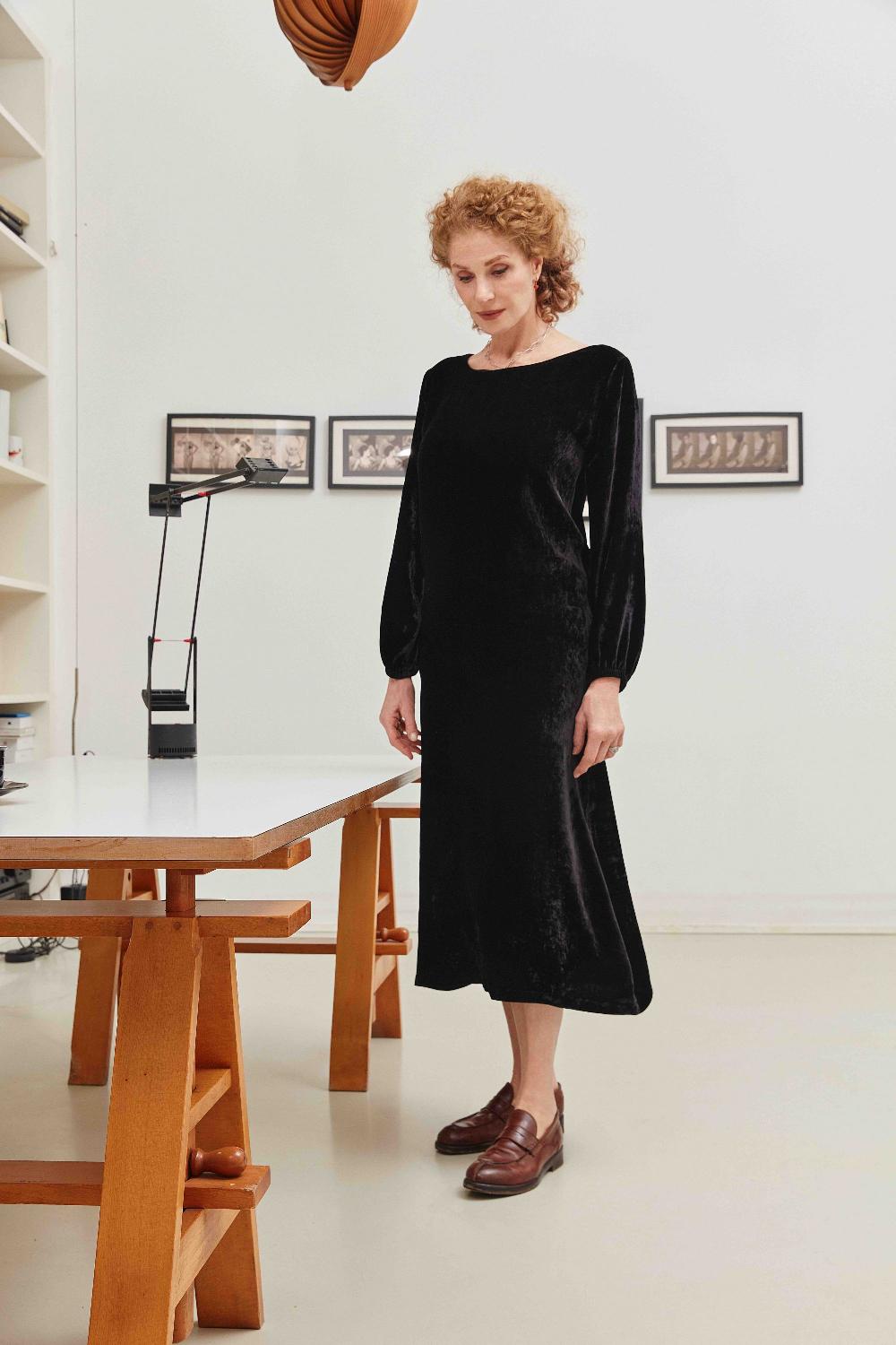 Laura Urbinati BIG SLEEVES LONGUETTE DRESS SILK VELVET