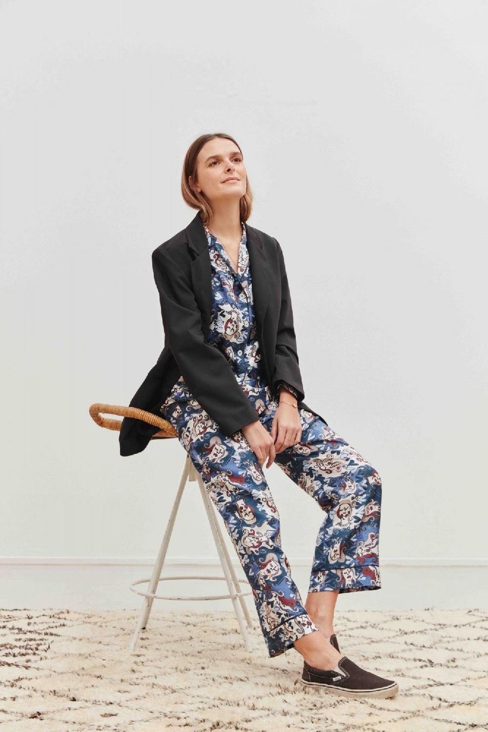 laura urbinati LONG SLEEVE PAJAMA SHIRT FACCE MO PRINT - SILK TWILL