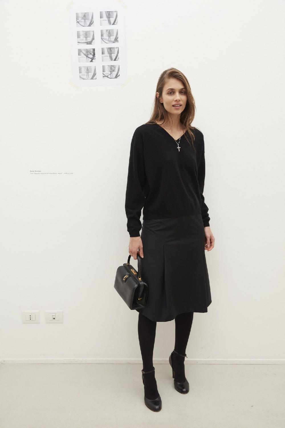 laura urbinati V-NECK SWEATER 100% CASHMERE MADE IN ITALY