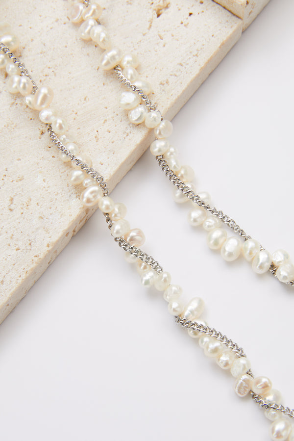 Laurèl Laurèl LOGO Necklace Silver & Pearl