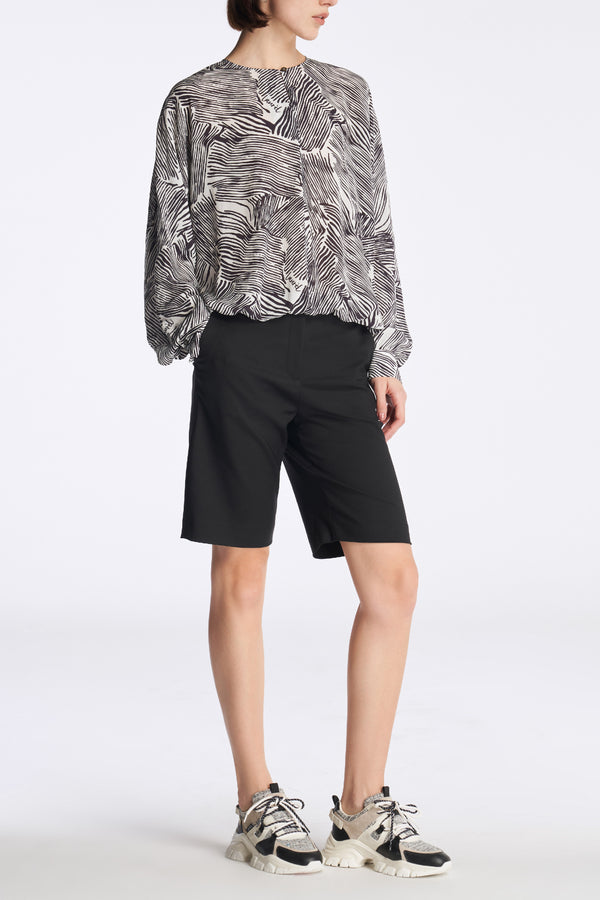 Laurèl Laurèl Straight-Leg Shorts Black
