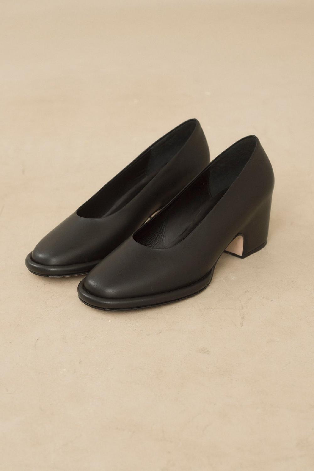 lauren manoogian ARCH PUMP BLACK
