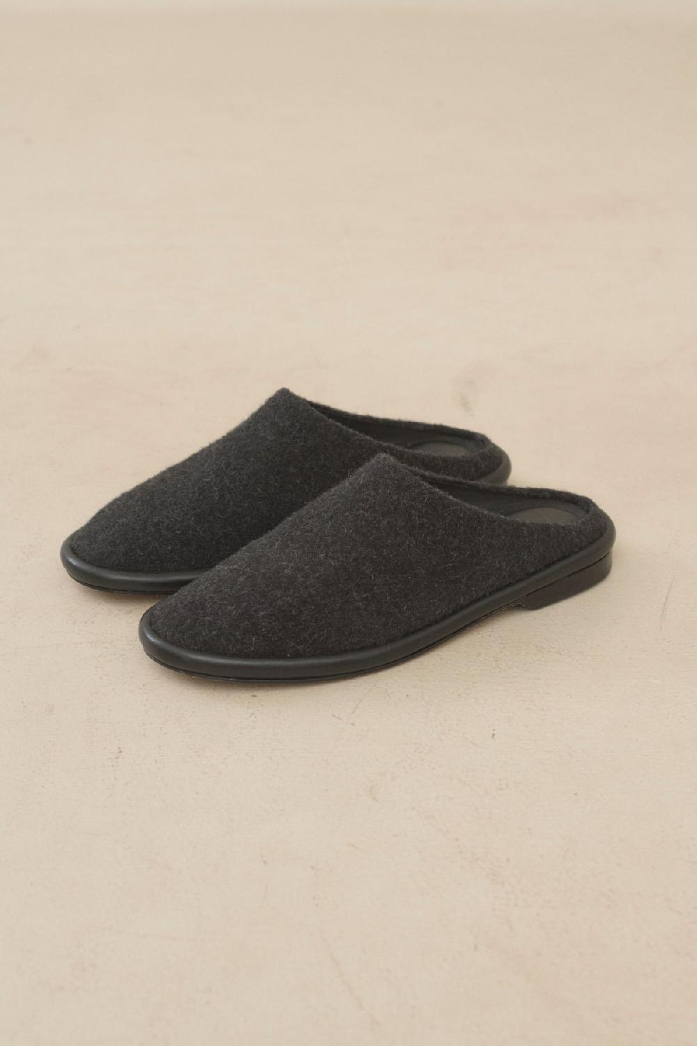 lauren manoogian BRUSHED MULE BLACK MELANGE