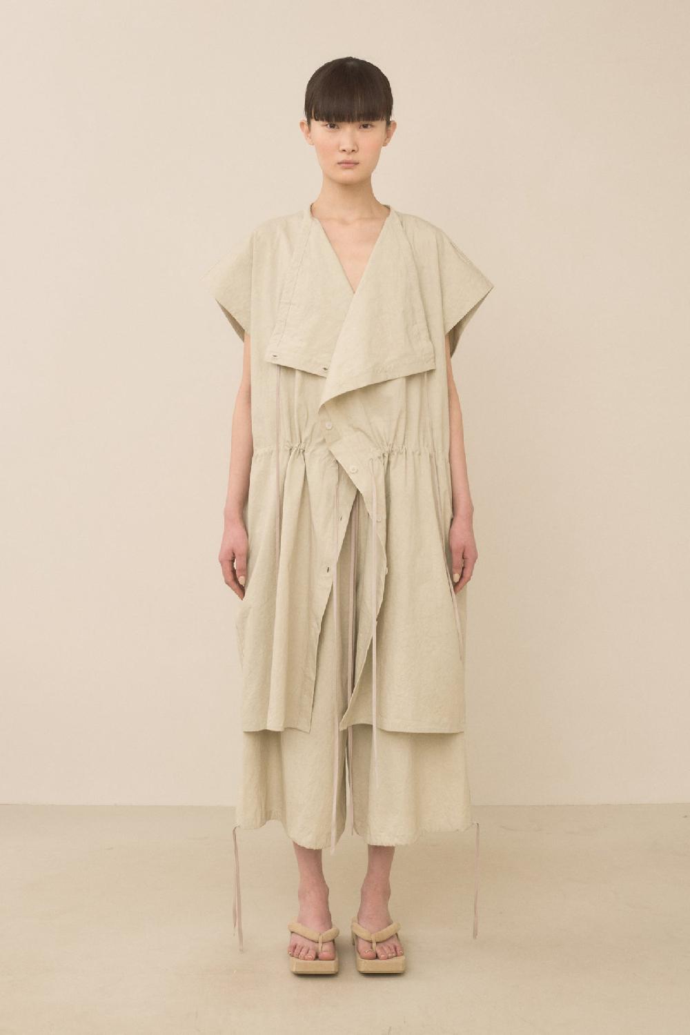 lauren manoogian COWL GILET PLASTER