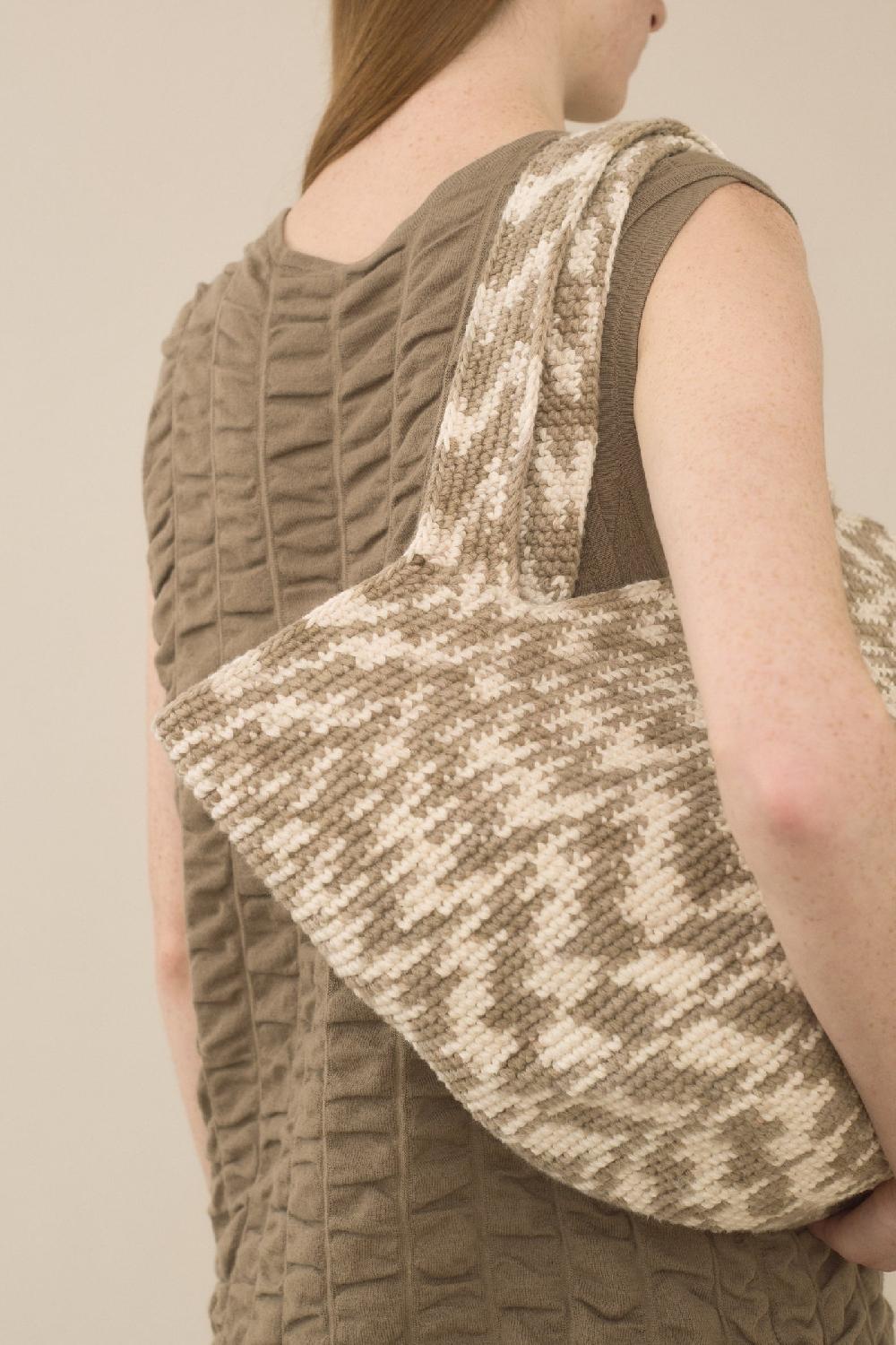 Lauren Manoogian CROCHET BOWL TOTE EARTH SPACE