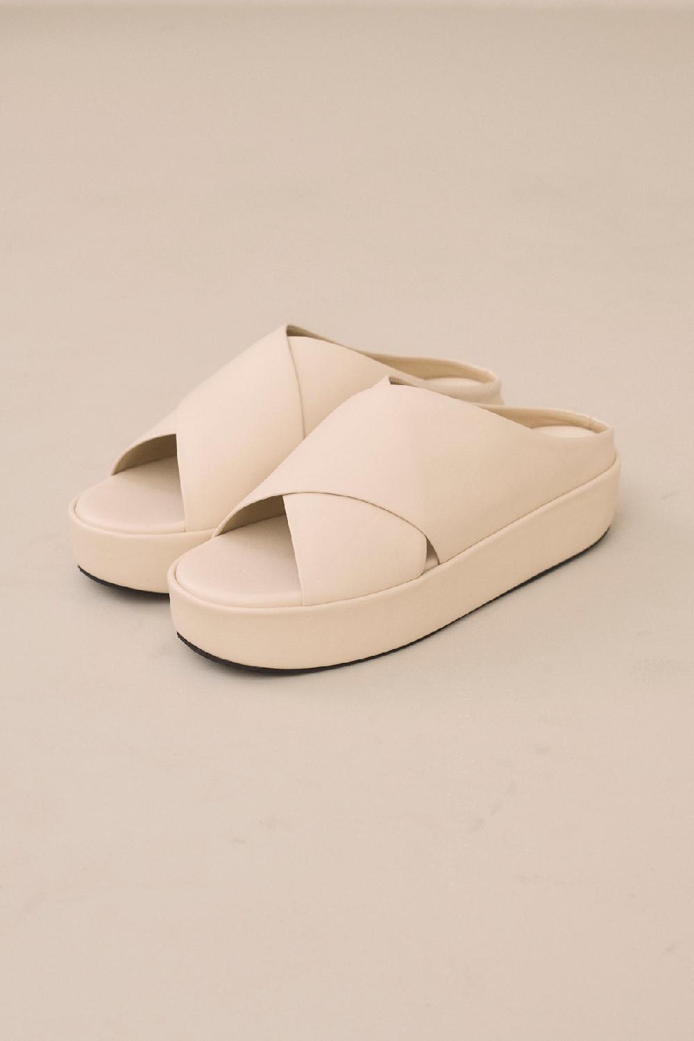 lauren manoogian CROSS PLATFORM IVORY