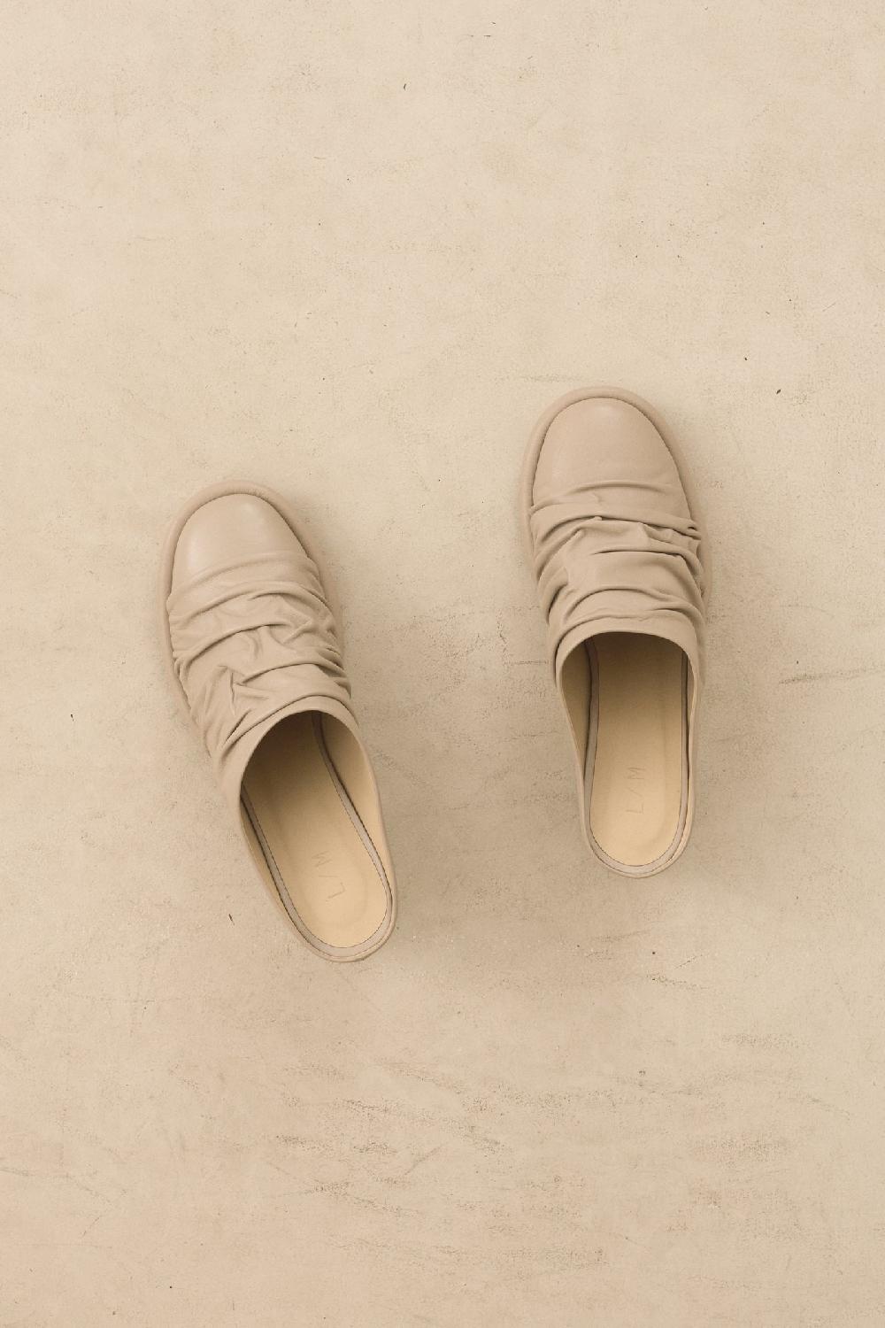 Lauren Manoogian FORM ARCH MULE GREIGE