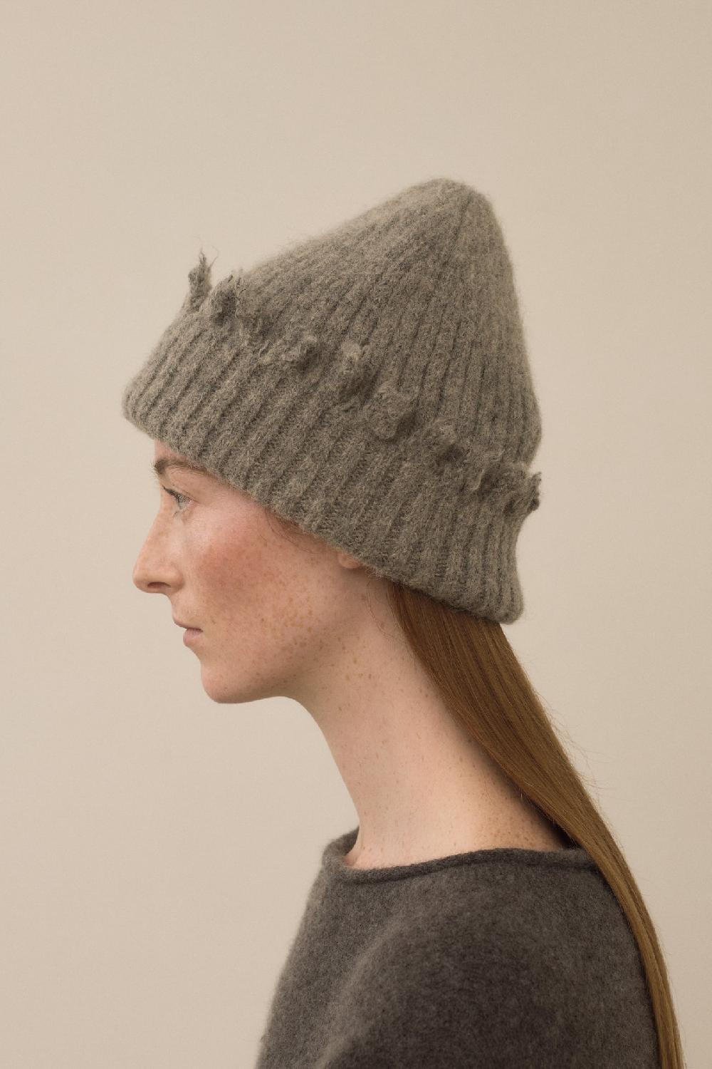 Lauren Manoogian FRAY BEANIE ROCK