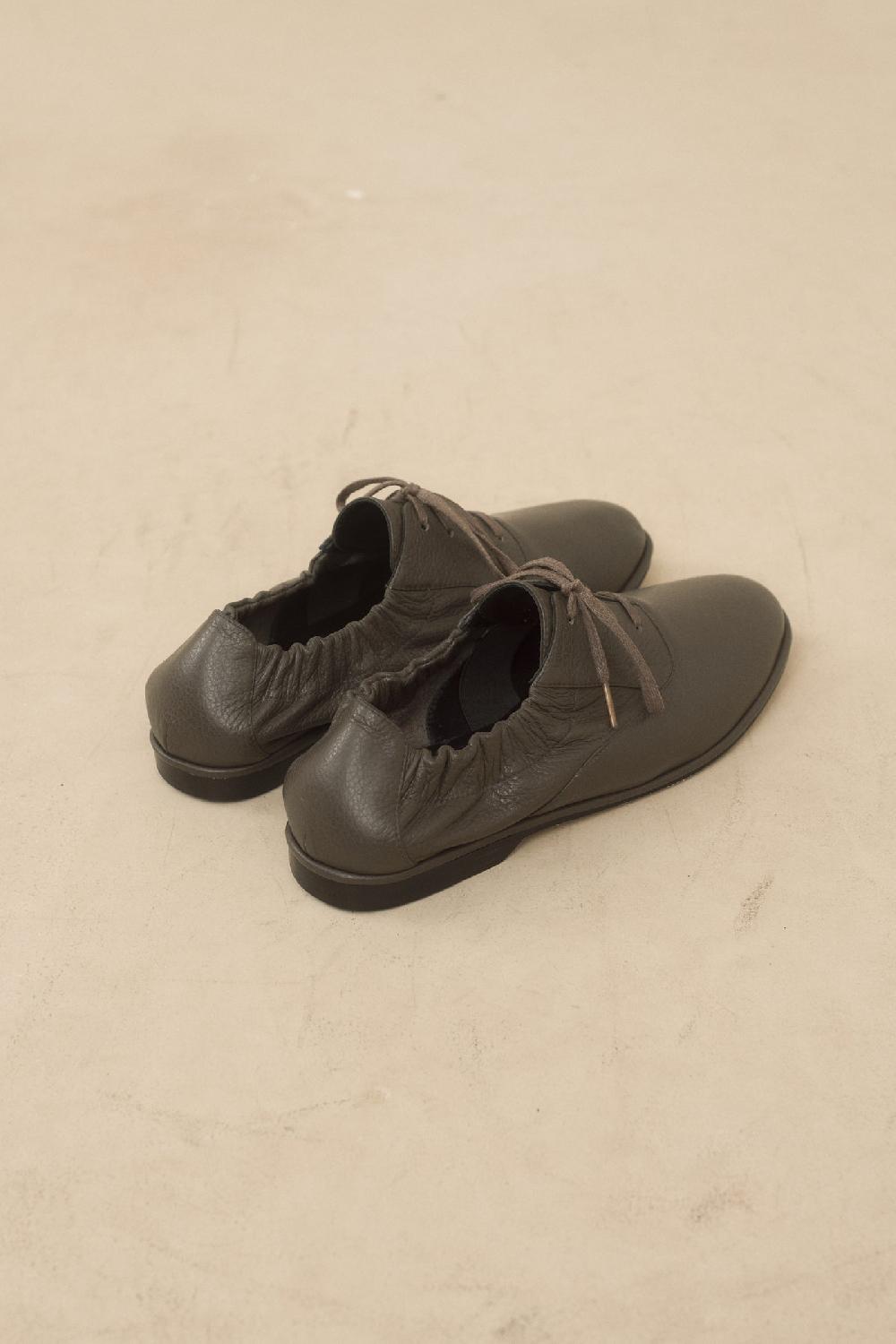Lauren Manoogian SOFT BANDED OXFORD COAL