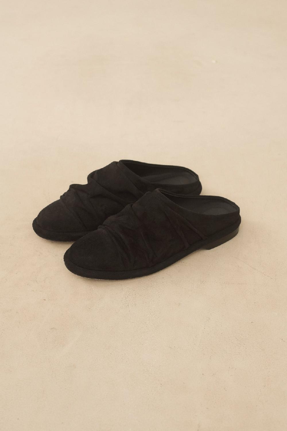 lauren manoogian SUEDE FORM MULE BLACK