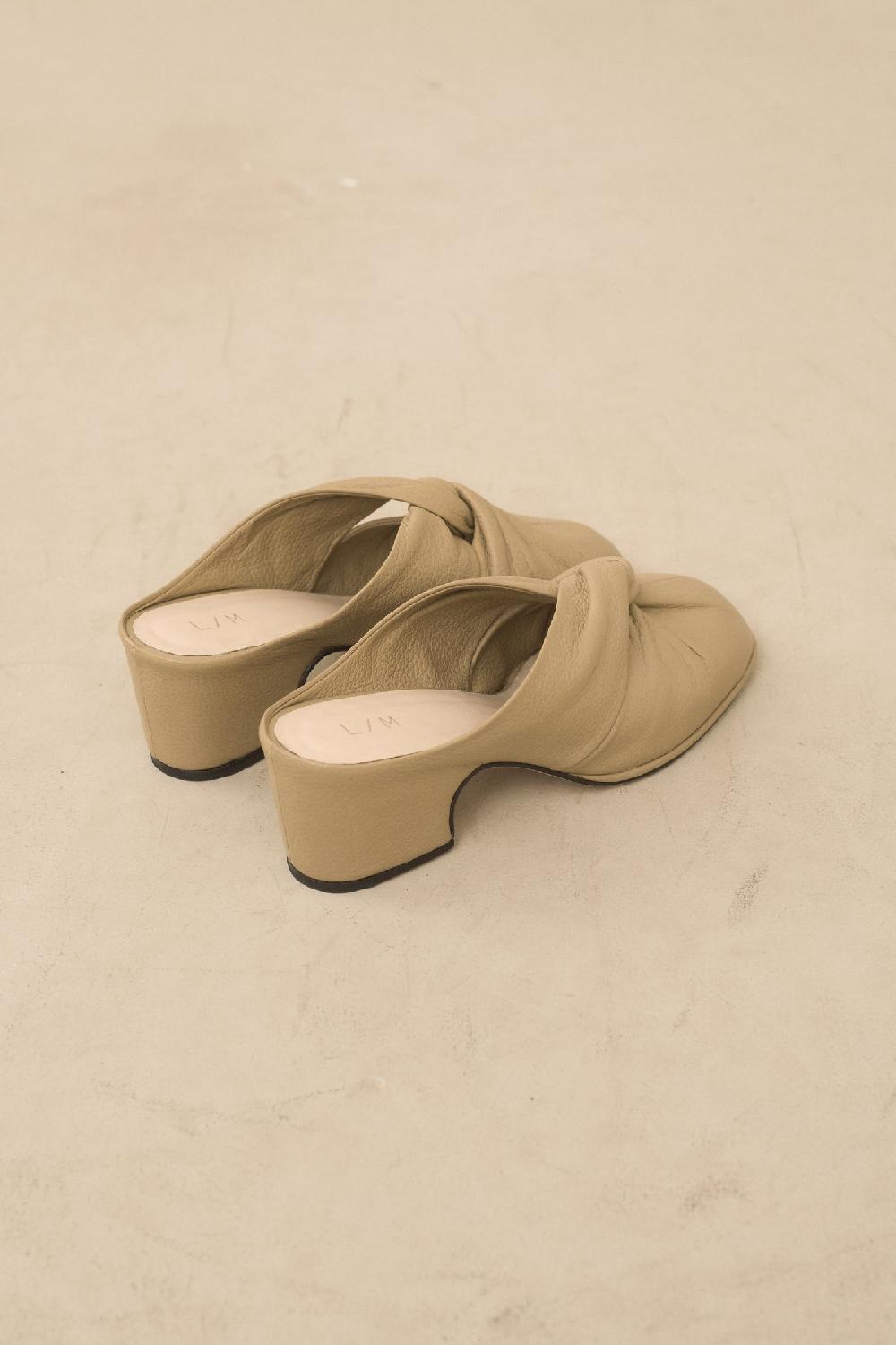 Lauren Manoogian TWIST MULE BEIGE