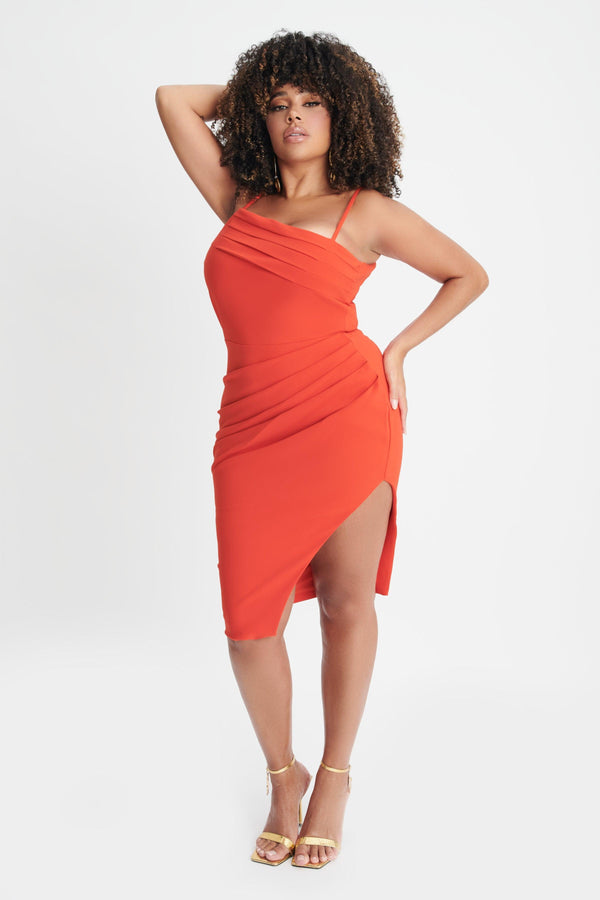 lavish alice CHANTELLE Curve Pleat Midi Dress In Coral Red