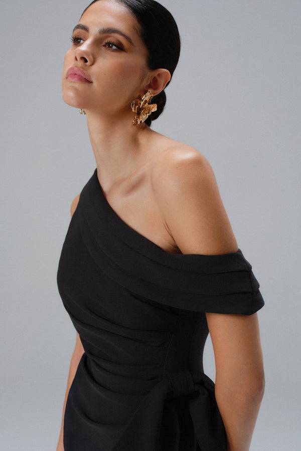 Lavish Alice HONEY One Shoulder Pleated Bow Midi Dress In Black