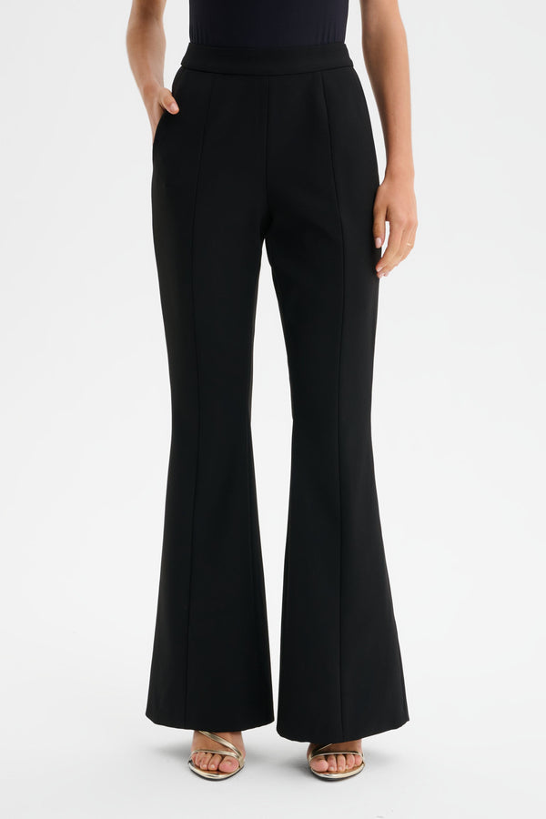 Lavish Alice MACY Tailored Fit And Flare Trousers In Black