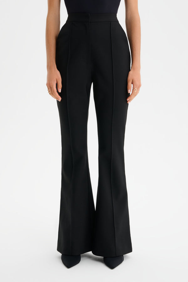 Lavish Alice MAXINE Tailored Fit & Flare Trousers In Black