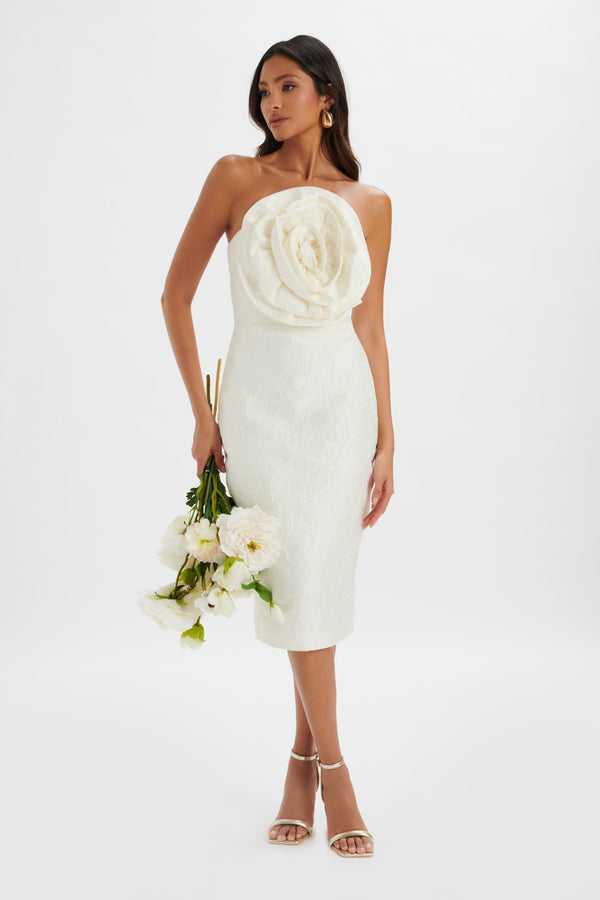 lavish alice MONTANA 3D Flower Bandeau Midi Dress in White Jacquard