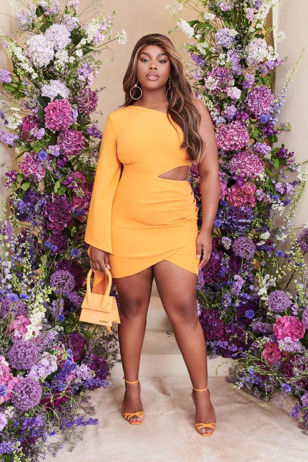 Lavish Alice RILEY Curve Mini Dress In Mango Orange