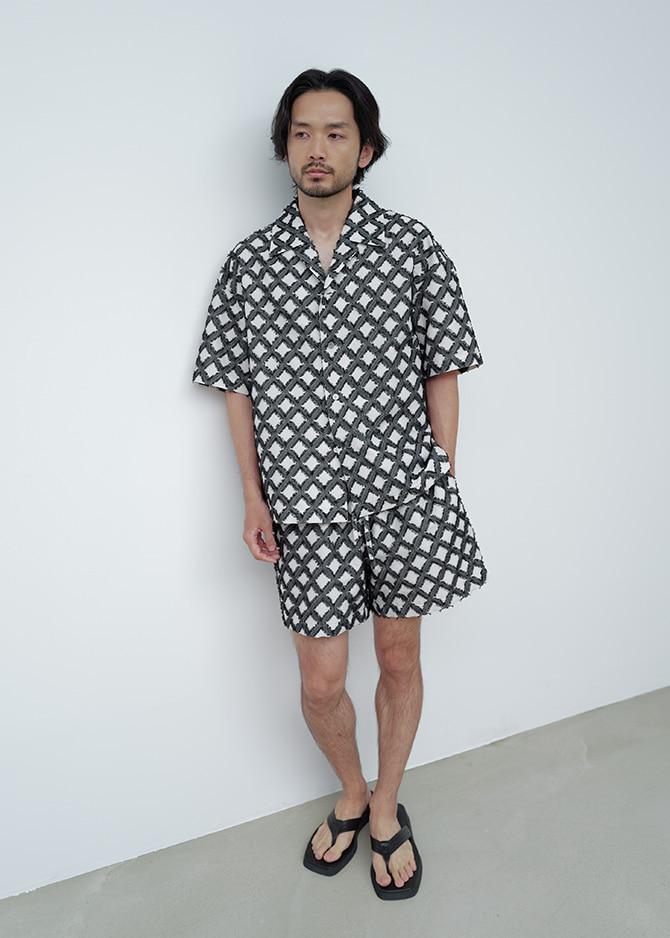 Le 17 Septembre ARGYLE PATTERNED JACQUARD SHIRT [BLACK]