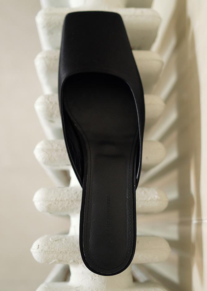 Le 17 Septembre BLACK SATIN MULES [SQUARE]