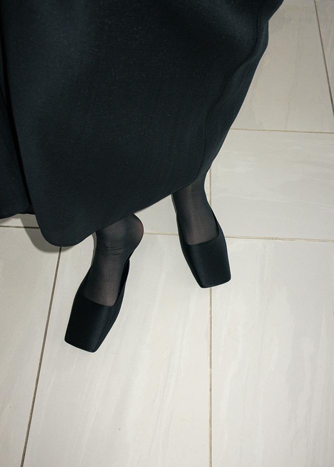 Le 17 Septembre BLACK SATIN MULES [SQUARE]