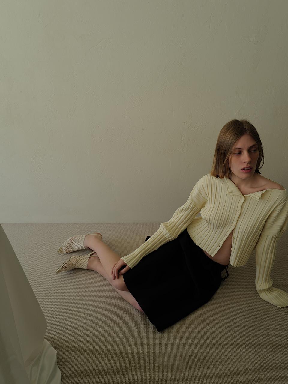 Le 17 Septembre CECILIE SILKY SKIRT [BLACK]