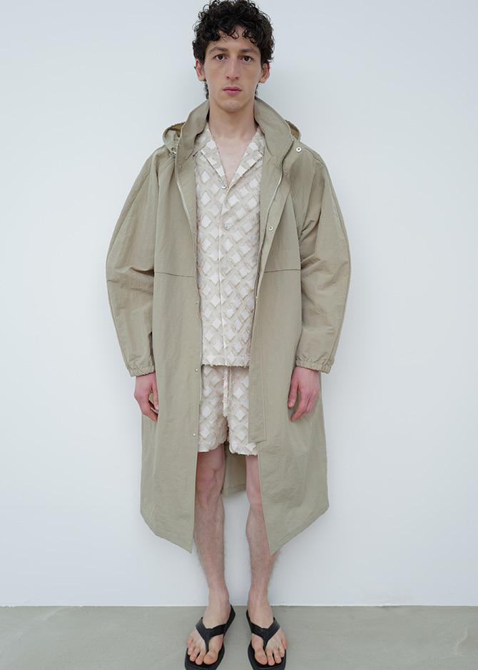 Le 17 Septembre HOODED PANELED COAT [BEIGE]