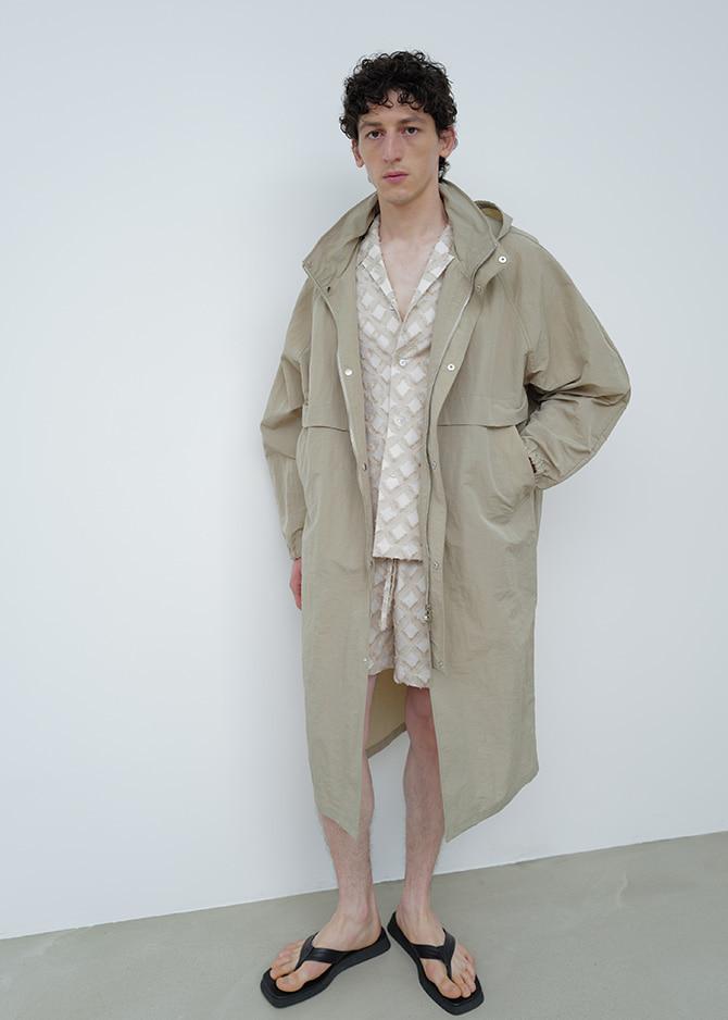 Le 17 Septembre HOODED PANELED COAT [BEIGE]