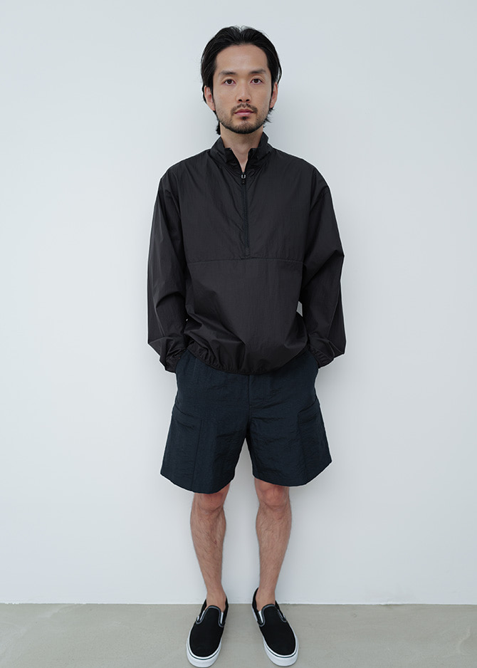 Le 17 Septembre RE-NYLON ANORAK JUMPER [BLACK]