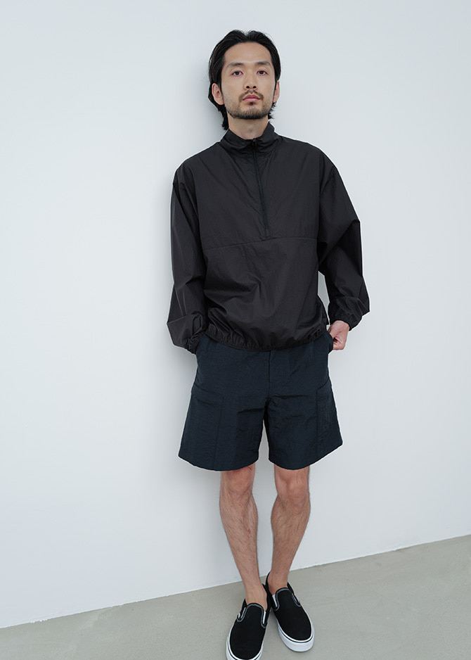 Le 17 Septembre RE-NYLON ANORAK JUMPER [BLACK]