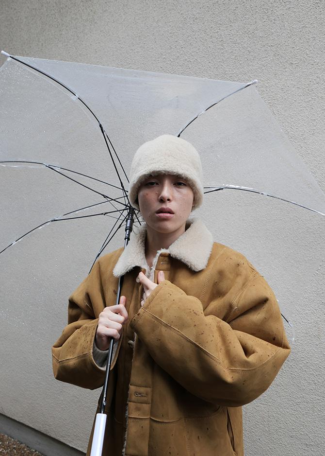 Le 17 Septembre REVERSIBLE SHEARLING HAT [CAMEL]
