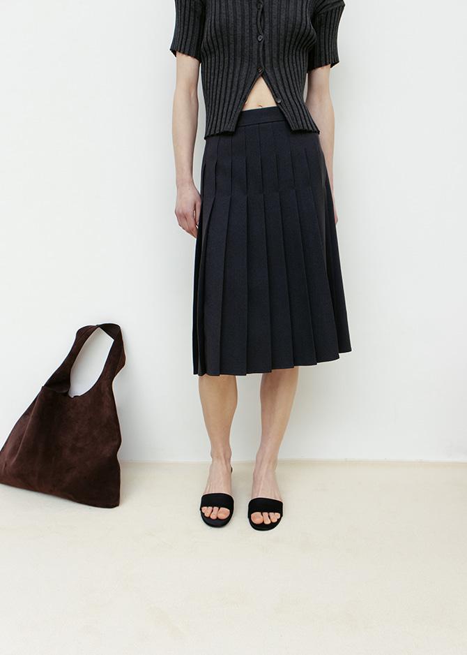 Le 17 Septembre PLEATED SKIRT By JAPANESE FABRIC [CHARCOAL]