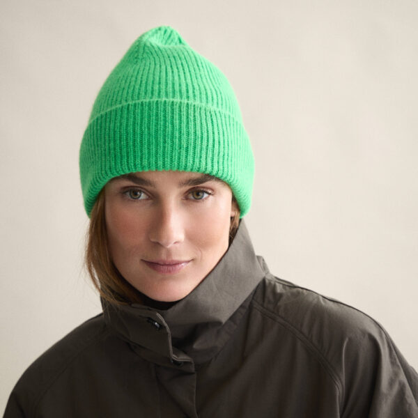 Le Bonnet Beanie — Neon Green