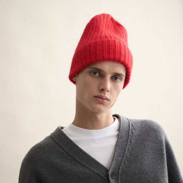 Le Bonnet Le Grand Bonnet — Crimson