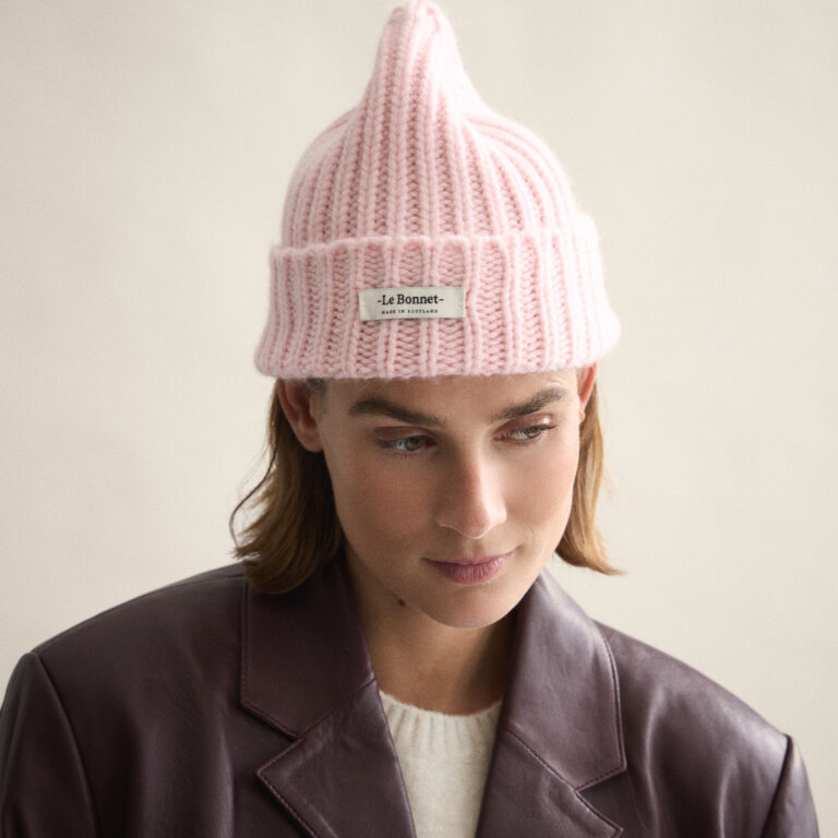 Le Bonnet Logo Beanie — Blush