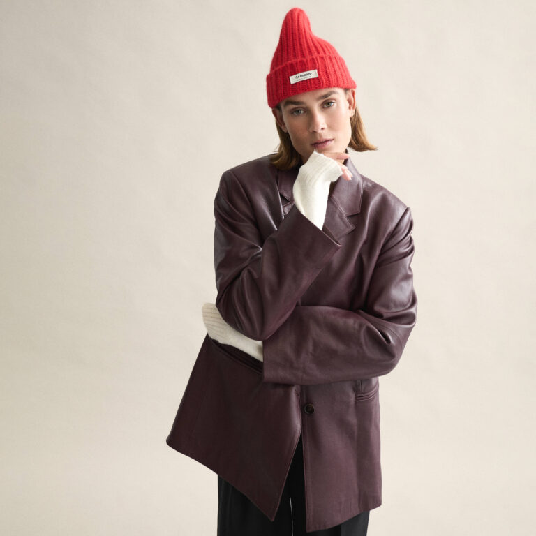 Le Bonnet Logo Beanie — Crimson