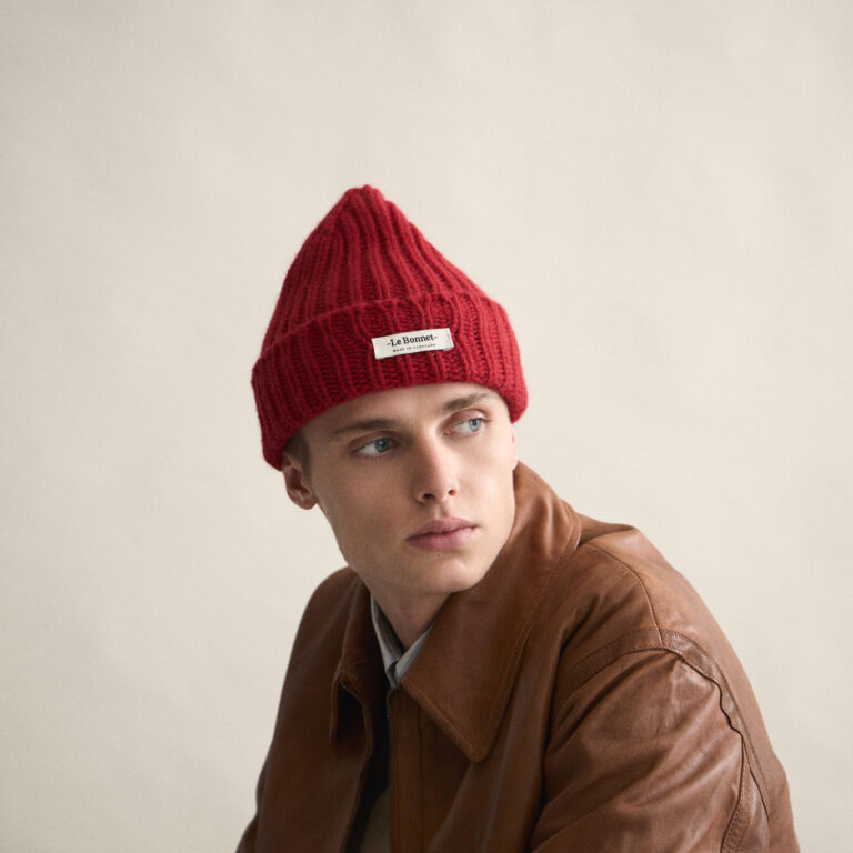 Le Bonnet Logo Beanie — Framboise