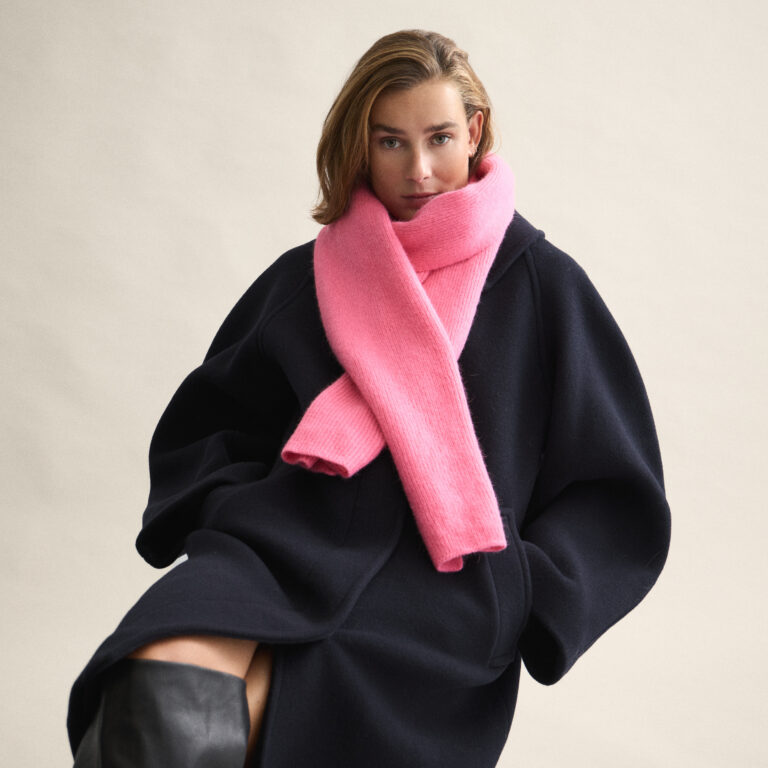 Le Bonnet Scarf — Bubblegum